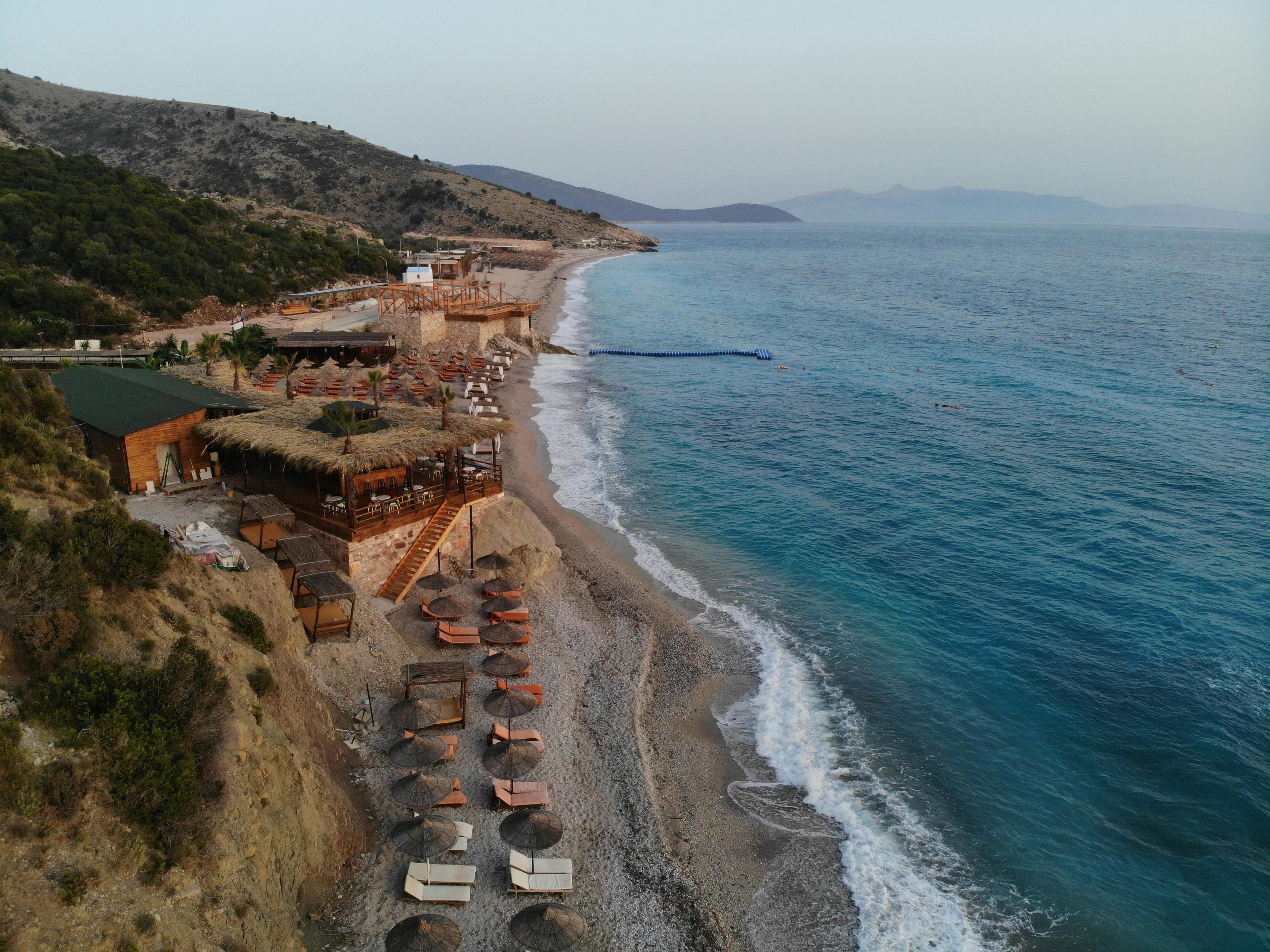 Car Rental in Vlorë image 3